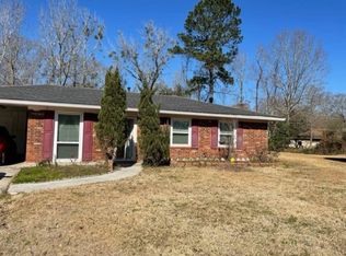 915 Westfield Dr, Denham Springs, LA 70726