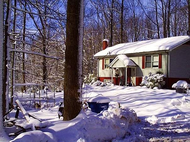 2nd image of 280 Noble Hts