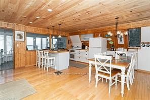 3rd image of 388 Crescent Rd