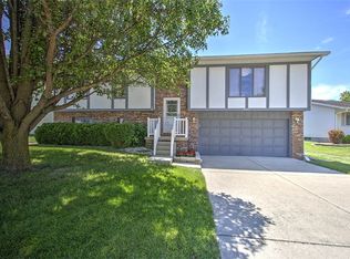 4661 Baker Woods Ln, Decatur, IL 62521