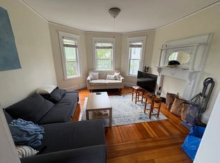 38 Putnam Ave #2, Cambridge, MA 02139