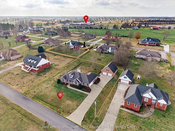 4th image of 8 Brown Creek Dr