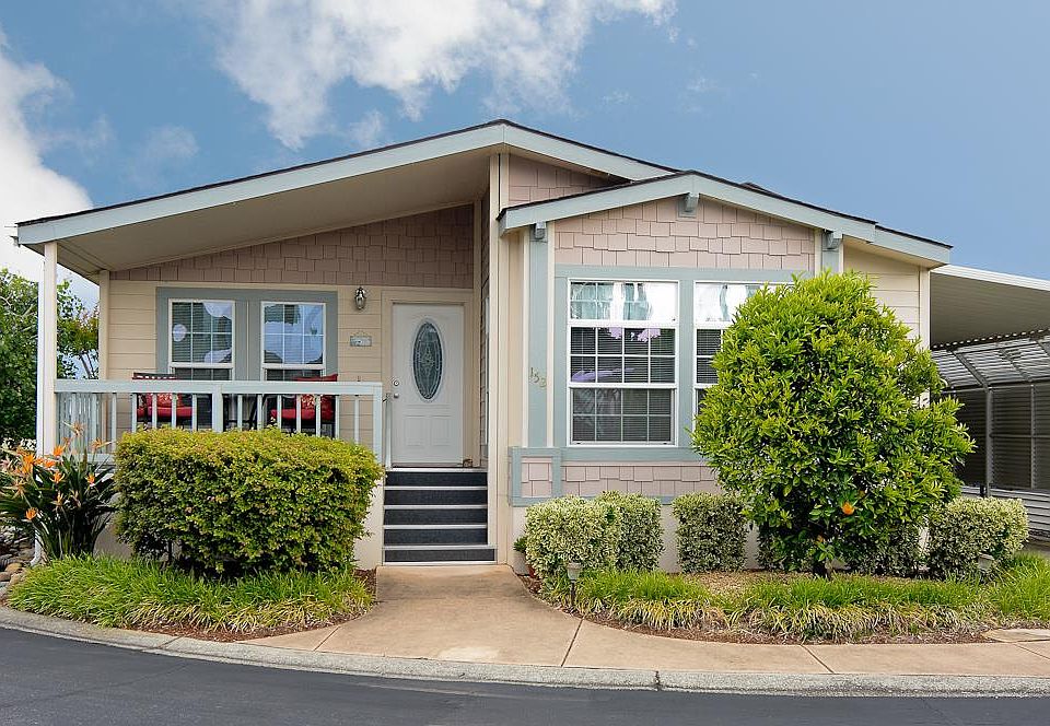 1st image of 152 Walnut Dr #152
