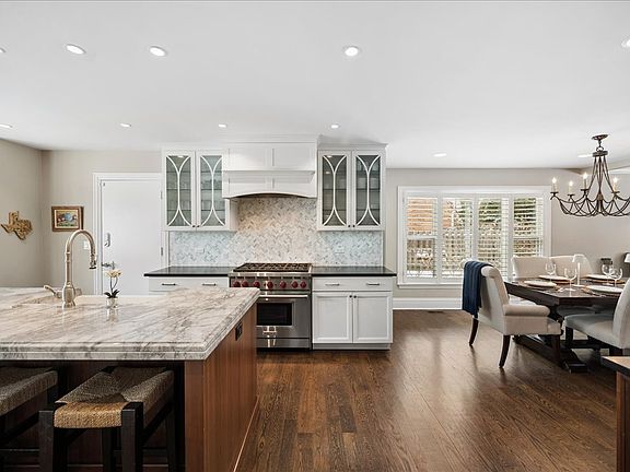 5th image of 277 Hibbard Rd