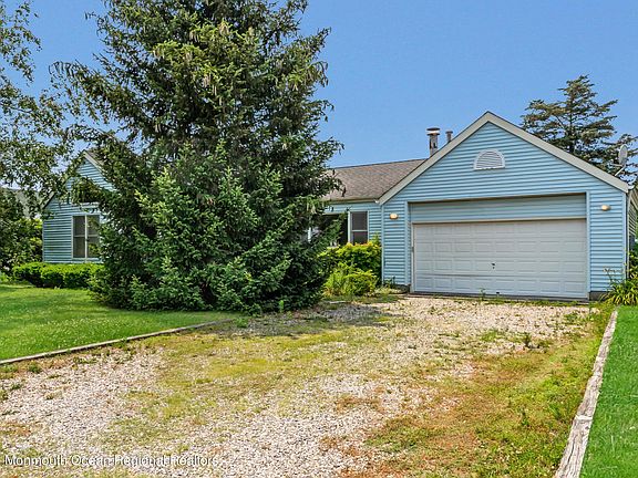 5th image of 108 Greenwood Ln