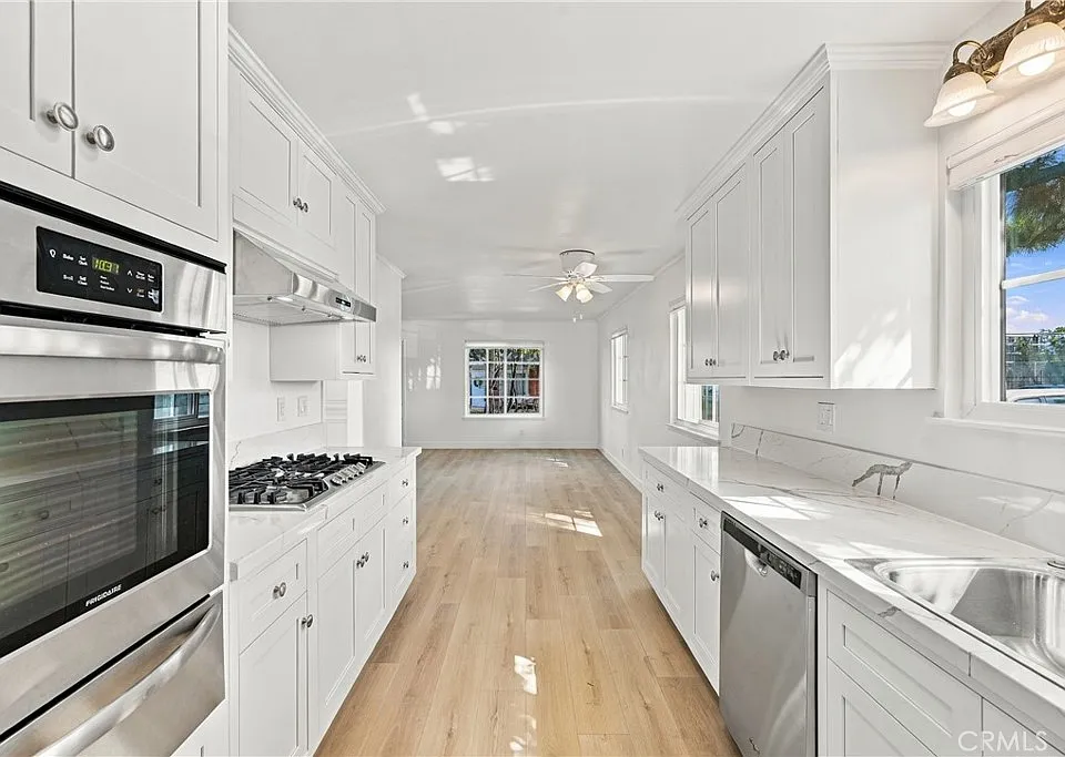 104 Yorktown Ln
