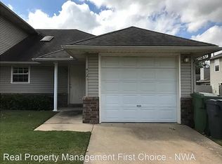 412 N 37th Pl #C, Rogers, AR 72756