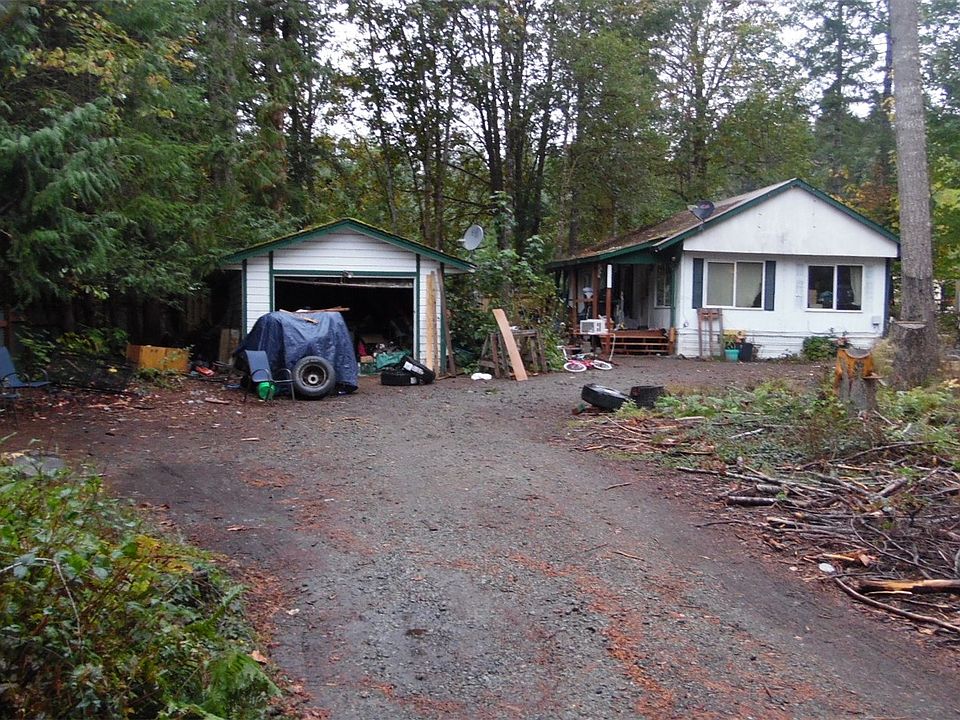 1st image of 121 Holiday Lane