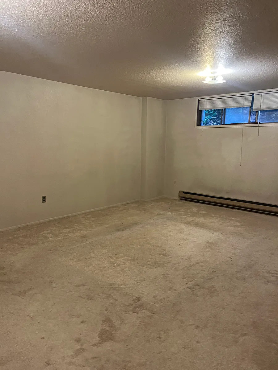 Building Photo - 1422 NW 59th St #B