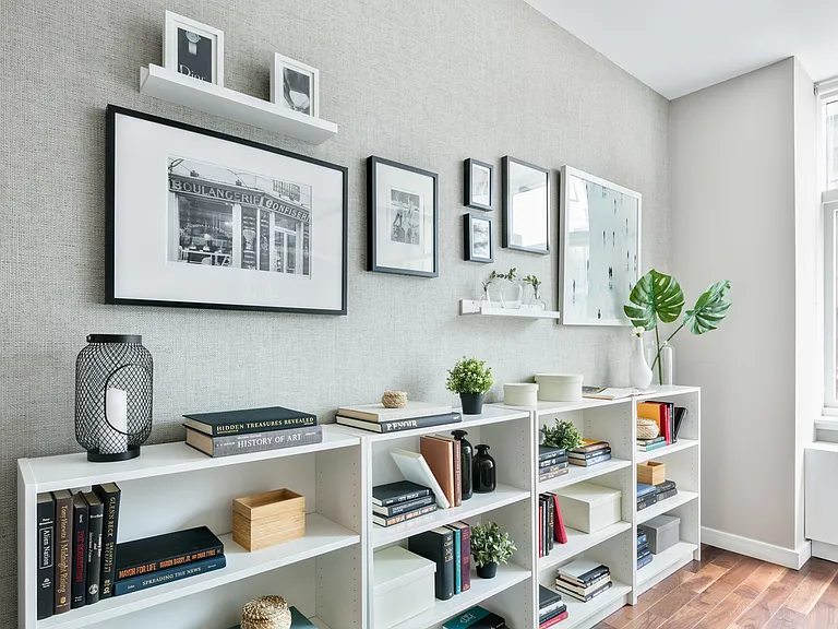 507 W 28th St #510 — Photo 4