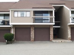 92 Overlook Dr #1904, Clinton, NJ 08809