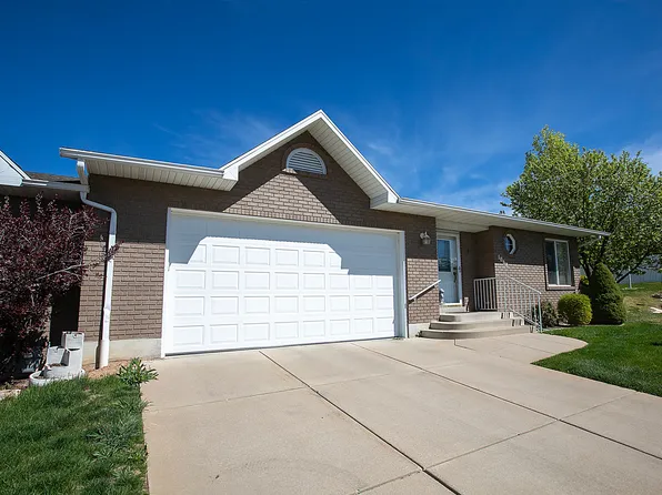 1068 E 5675 S, South Ogden, UT 84405
