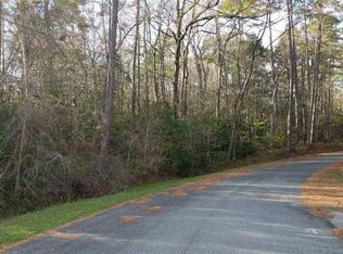 Walnut St, Chattahoochee, FL 32324