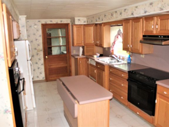 5th image of 4461 Lehigh Dr