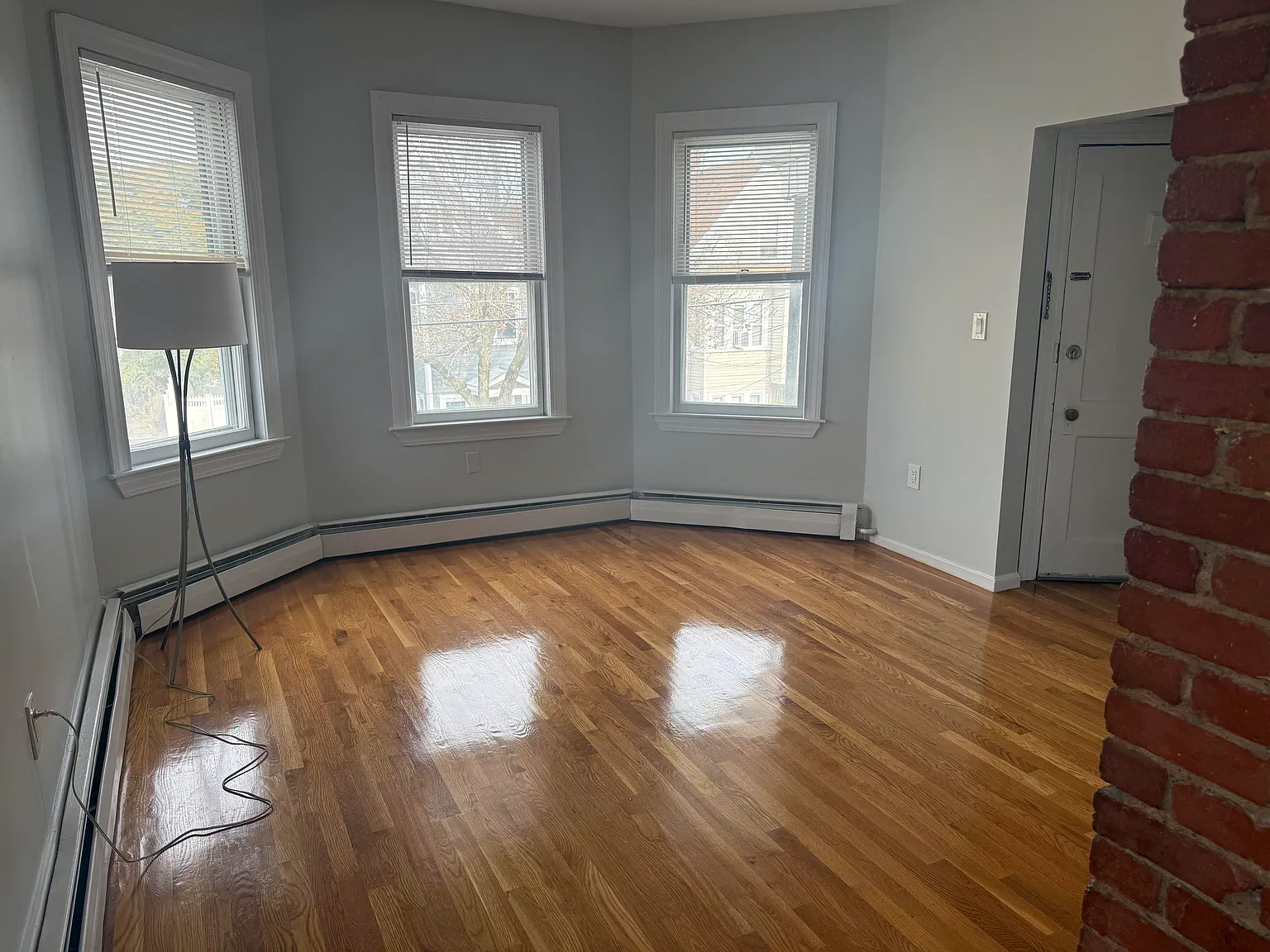 2 bed, 1000 sqft, $2,850 — Photo 4