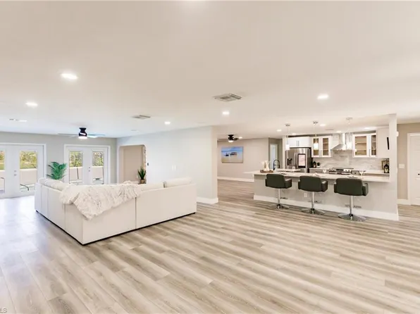 362 Pinehurst CIR, NAPLES, FL 34113