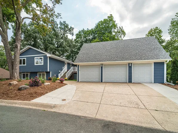 5109 Drummond Rd, Mound, MN 55364