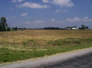 6102 E Palmyra Rd, Vincennes, IN 47591