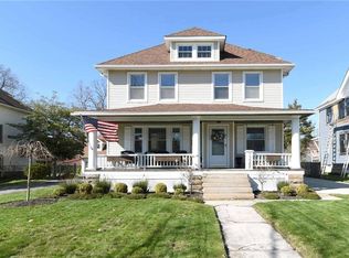 13988 Clifton Blvd, Lakewood, OH