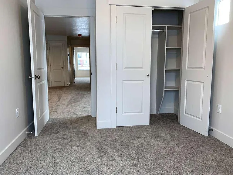 252 E 1725 N #1 — Photo 17