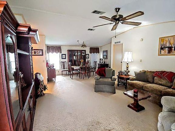 5th image of 2216 Mariposa Ave