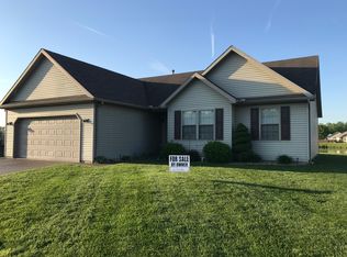 747 Strawberry Hill Rd, Evansville, IN 47711