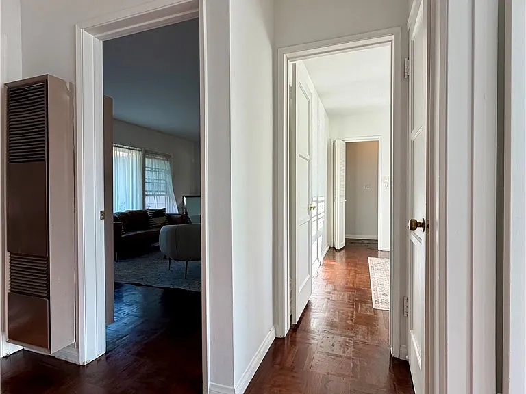 7002 Aura Ave — Photo 39
