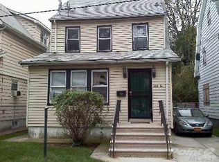 20416 109th Ave, Saint Albans, NY 11412