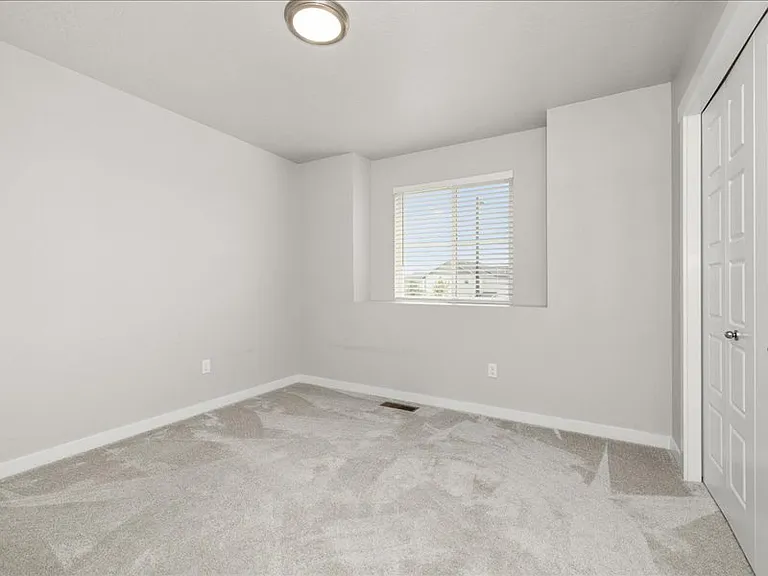 5032 W White Birch St — Photo 29