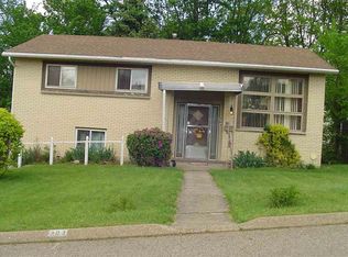 303 Sycamore St, Mingo Junction, OH 43938