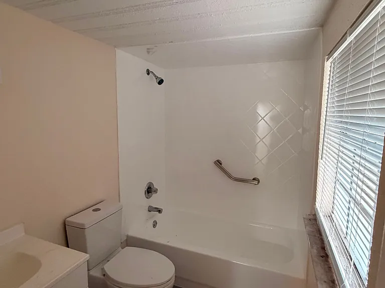 608 Poplar St — Photo 19