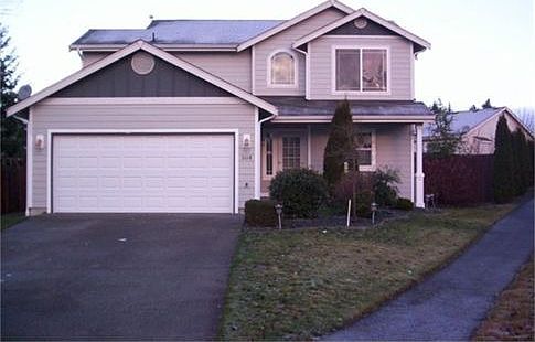 1st image of 3614 180th St E