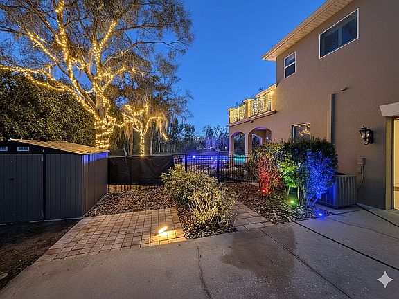 4th image of 9244 Rhea Dr