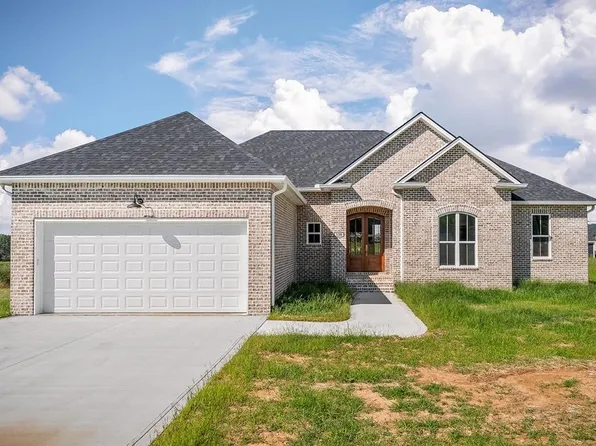 136 Dairy Barn Rd, Sparta, TN 38583