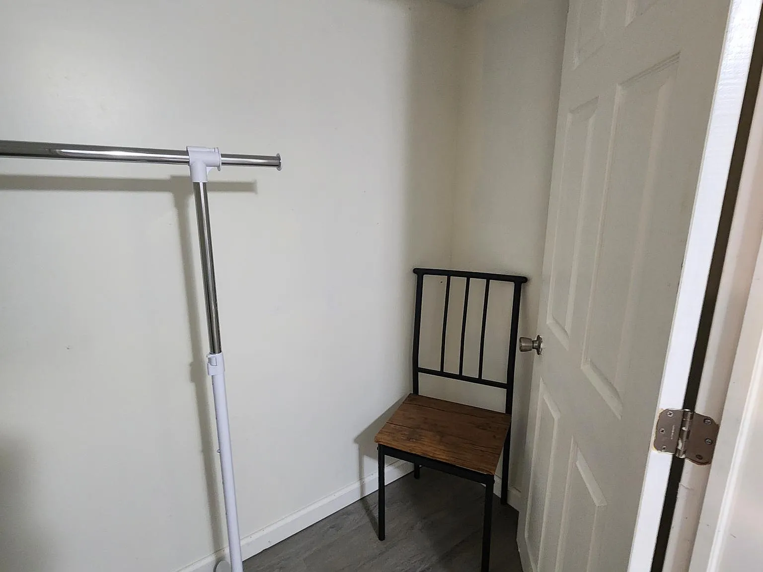 1 bed, 650 sqft, $1,350 — Photo 4