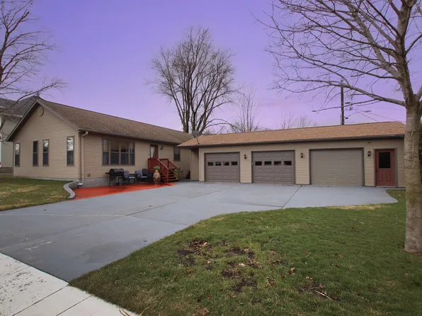 122 S Commercial St, Brandon, WI 53919