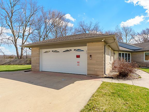 5th image of 8390 Gull Rd