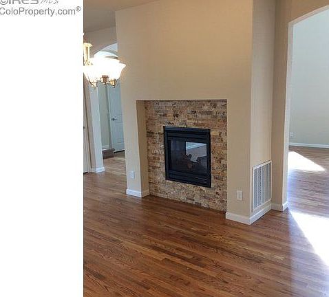 3rd image of 5633 Coppervein St