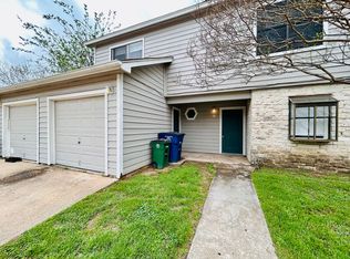 8902 Schick Rd APT B, Austin, TX 78729