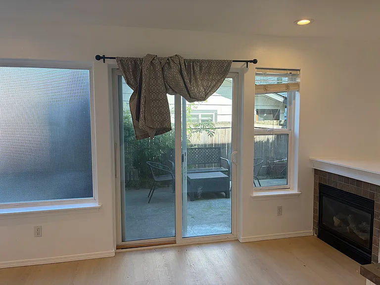 1231 6th Ave N #1 — Photo 3
