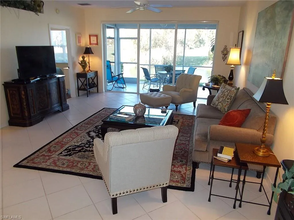 2 bed, 2.0 bath, 1490 sqft, $6,800 — Photo 2