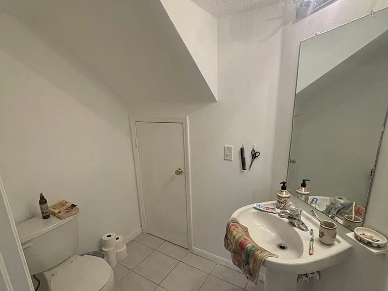 7306 E Bank Dr — Photo 6