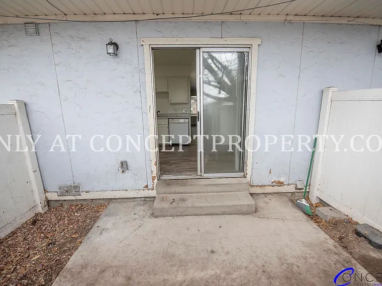 1499 W 2320 S — Photo 71
