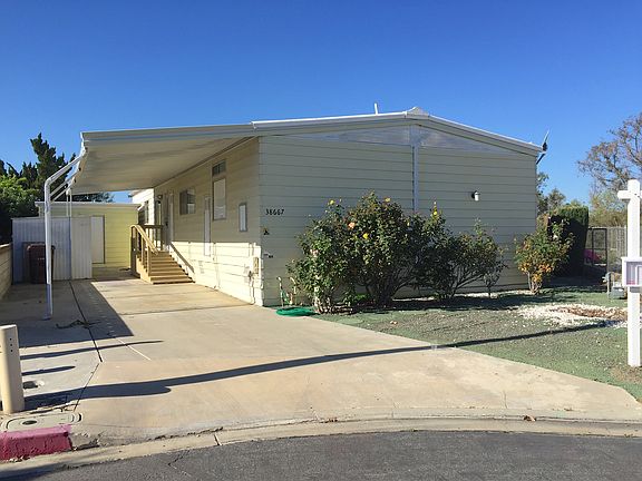 2nd image of 38667 Calle De La Siesta