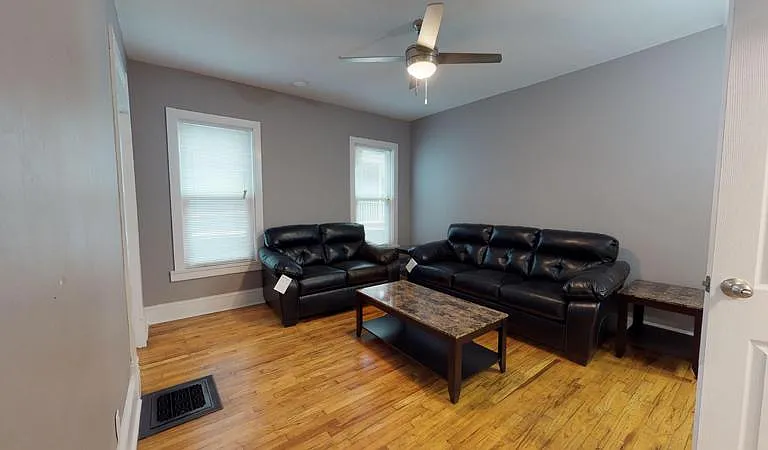 417 Westcott St — Photo 3
