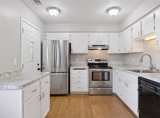 7834 Dunmore Rd, Woodbury, MN 55125