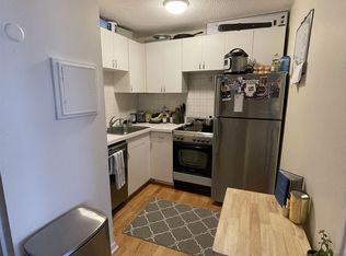 104 Saint Botolph St APT 3A, Boston, MA 02115