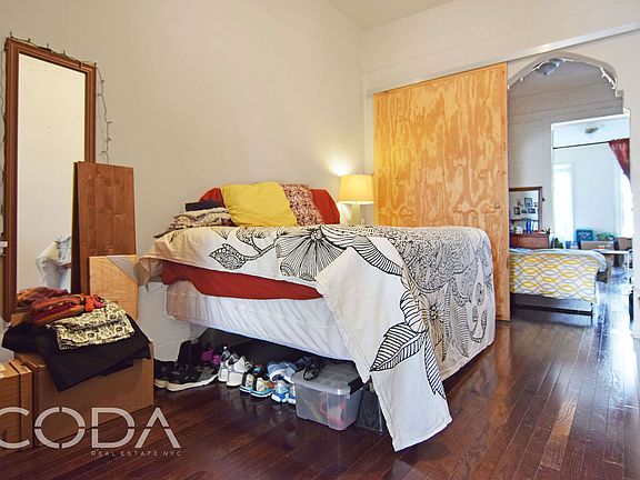 3rd image of 184 Stockholm St APT 3R