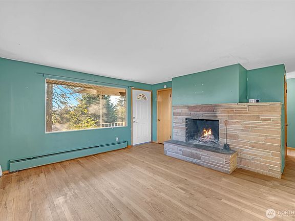 4th image of 8814 14th Avenue SW