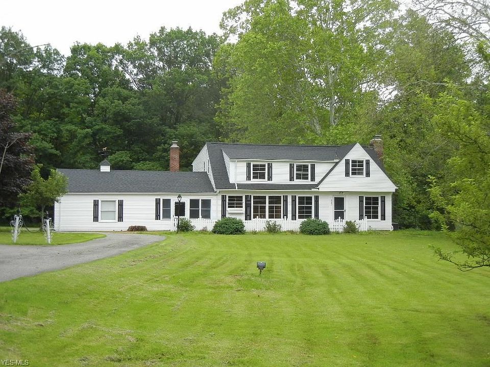 1st image of 6383 Valley Pkwy